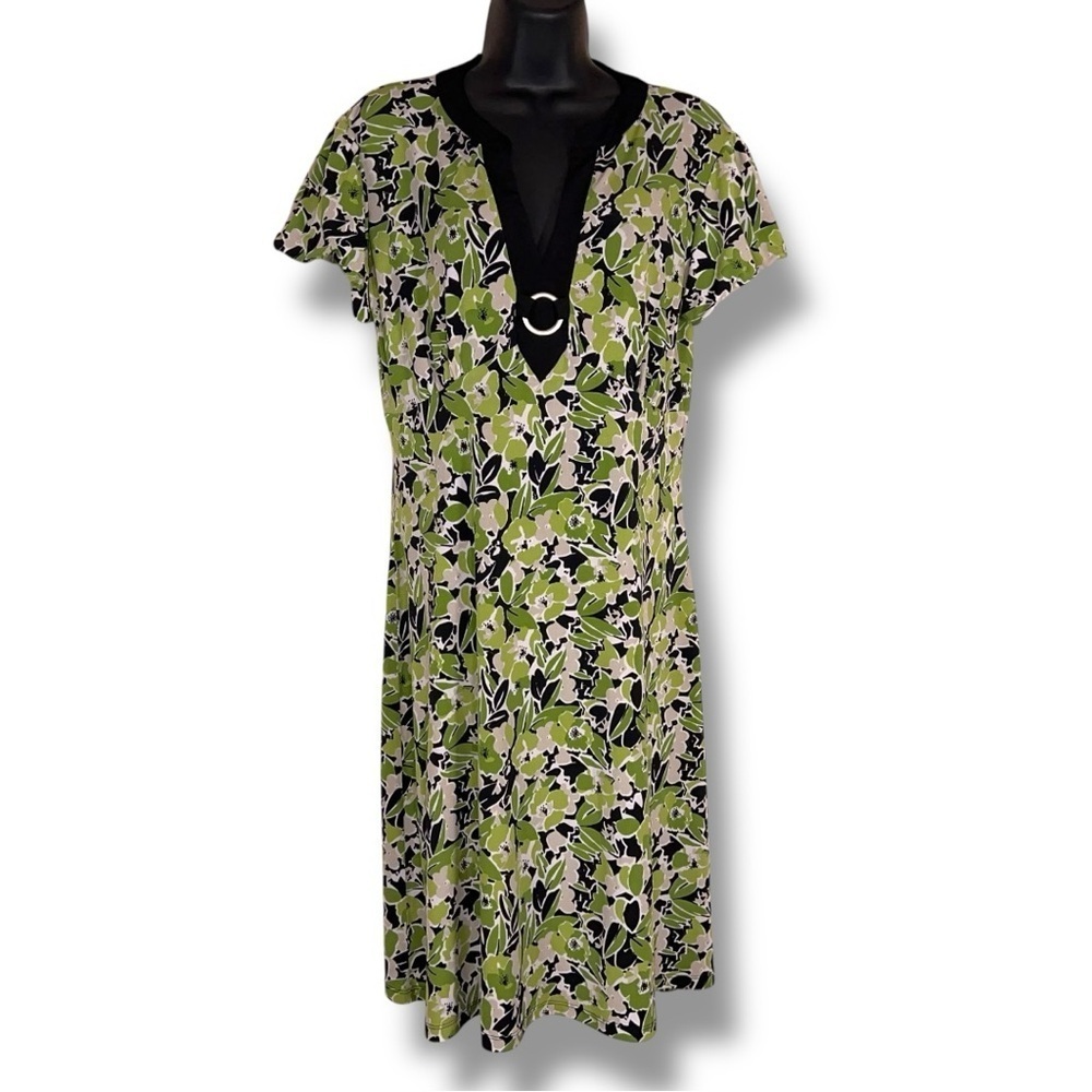 Y2K Era Medium Style And Co Dress Green Black Floral Print Short Sleeve Vneck